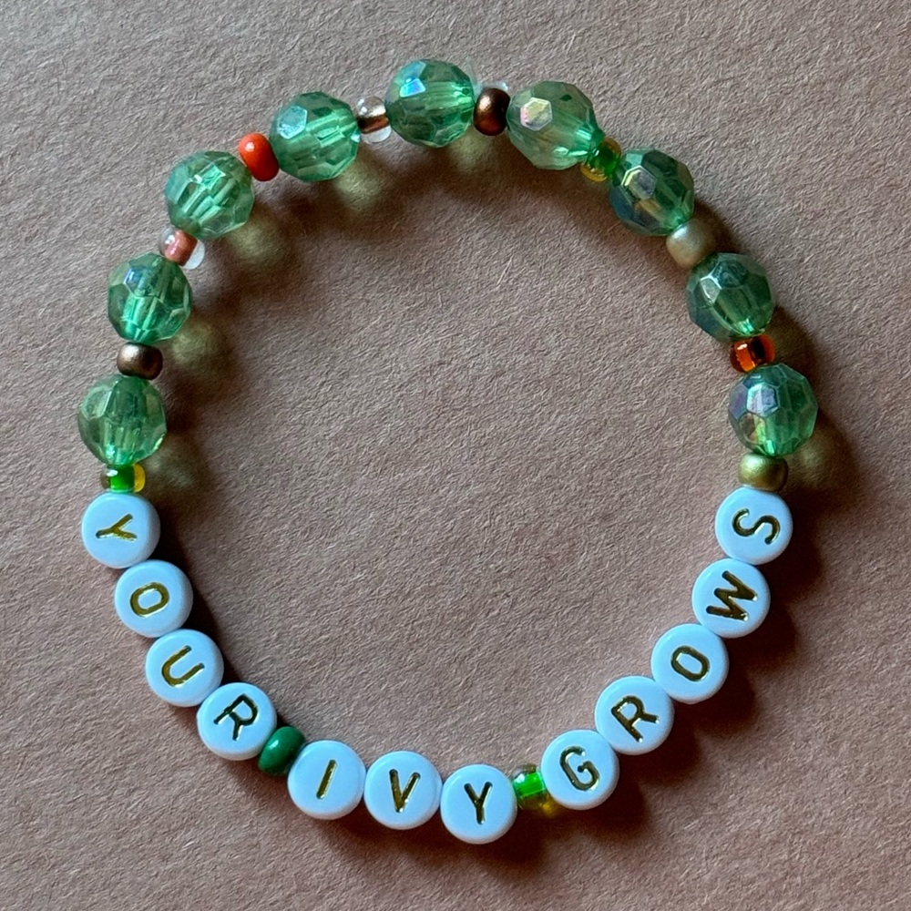 Taylor Swift ivy bracelet